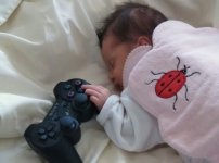 baby-gamer.jpg baby-gamer.jpg