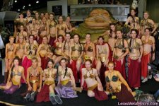 princess-leia-metal-bikini-sdcc.jpg