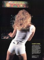 arcade-girl-3.jpg arcade-girl-3.jpg