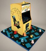 pac-man-arcade-game-cake.jpg