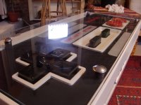 Nintendo-NES-Controller-Coffee-Table-2-1024x768.jpg
